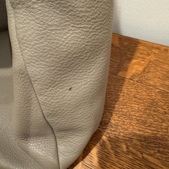 Authentic Prada Light tan shoulder bucket bag - Picture 15 of 16